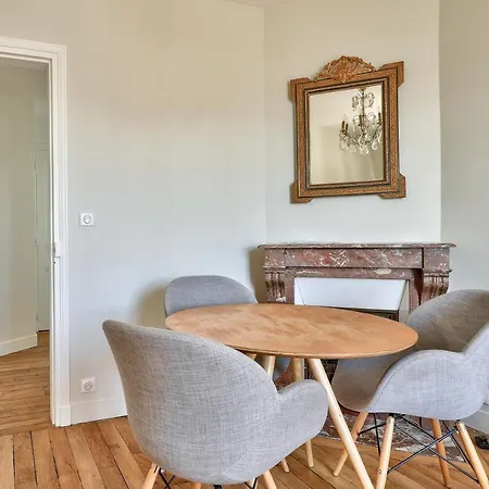 Beautiful Modern One Bedroom Flat * Levallois-Perret